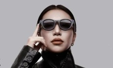 百度旗下小度AI眼镜Pro开售：支持AI翻译、4K拍照，售价2299元